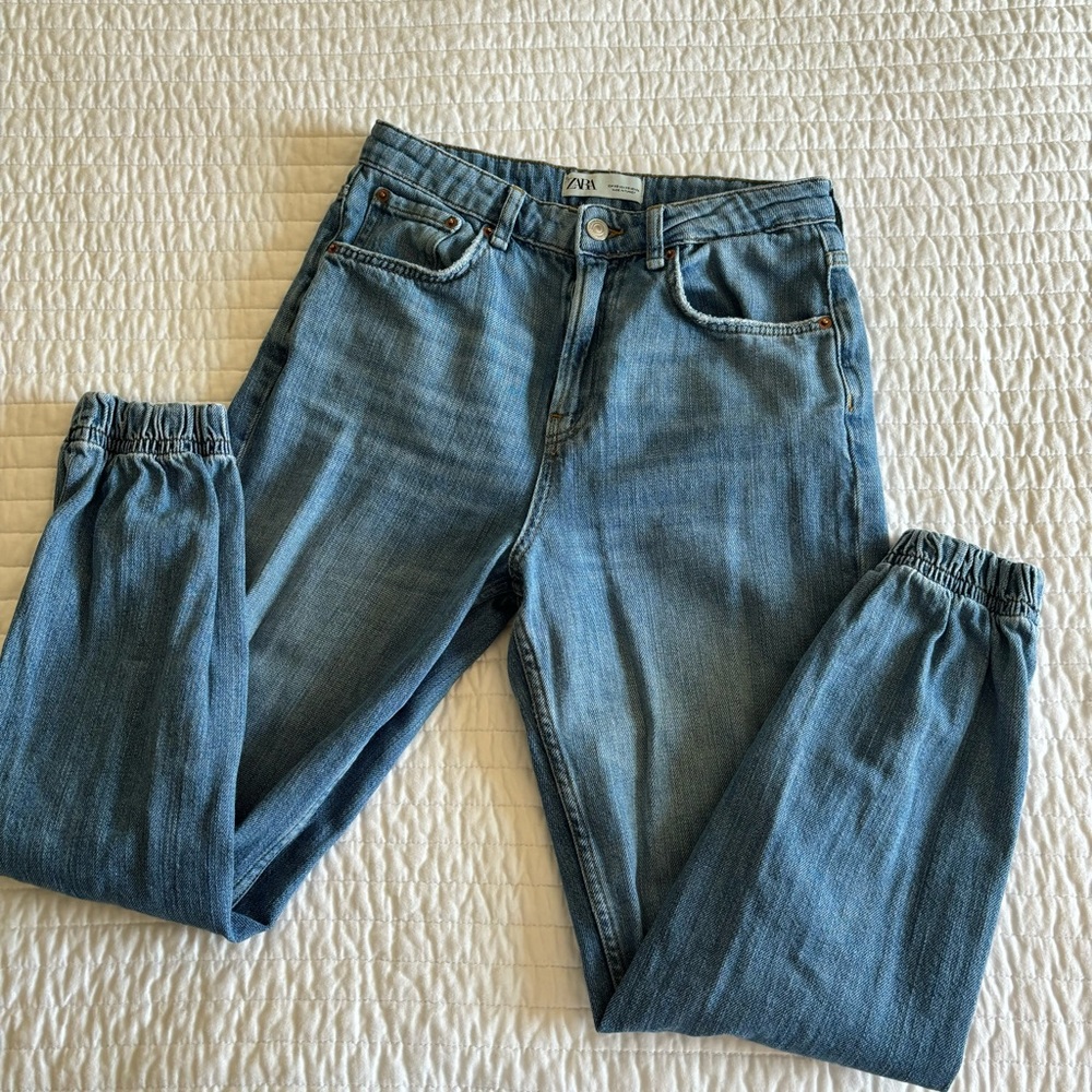 Zara Cinched Jeans